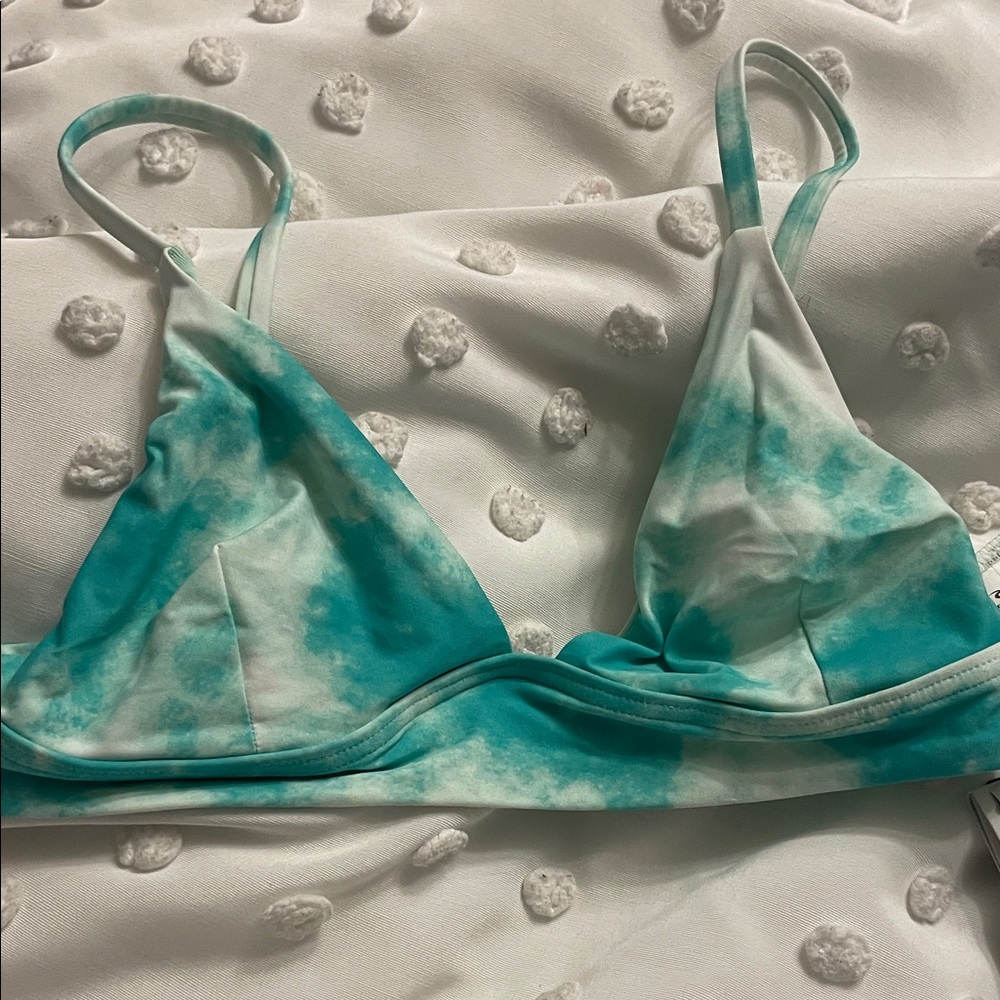 Rip Curl Aqua Bikini Top (Avail in S & XS)